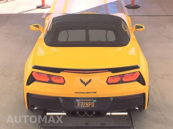 2017 Chevrolet Corvette Stingray Convertible 3LT - miniatura 5