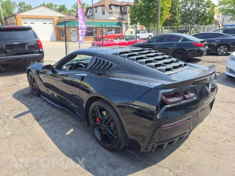 2017 Chevrolet Corvette Stingray Coupe 1LT - miniatura 2
