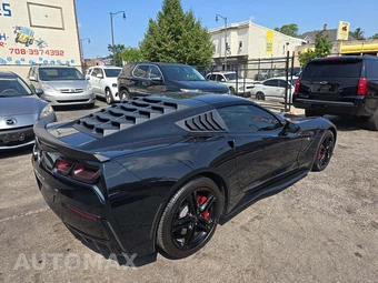 2017 Chevrolet Corvette Stingray Coupe 1LT - miniatura 3