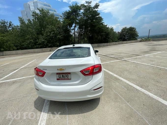 2017 Chevrolet Cruze LS Sedan 1SB - miniatura 6