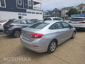 2017 Chevrolet Cruze LS Sedan 1SB - miniatura 3
