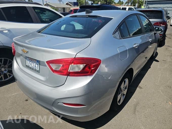 2017 Chevrolet Cruze LS Sedan 1SB - miniatura 4