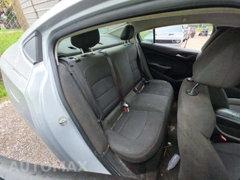 2017 Chevrolet Cruze LS Sedan 1SB - miniatura 16