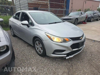 2017 Chevrolet Cruze LS Sedan 1SB - miniatura 4