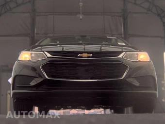 2017 Chevrolet Cruze LS Sedan 1SB – miniatura 3