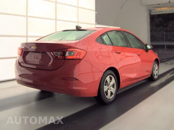 2017 Chevrolet Cruze LS Sedan 1SB - miniatura 4