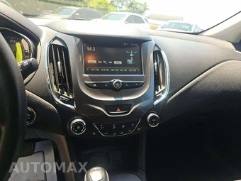2017 Chevrolet Cruze LT Hatchback 1SD - miniatura 7