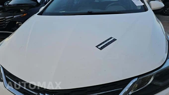 2017 Chevrolet Cruze LT Hatchback 1SD - miniatura 24