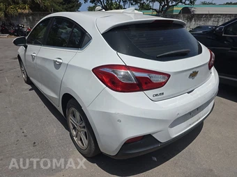 2017 Chevrolet Cruze LT Hatchback 1SD - miniatura 6