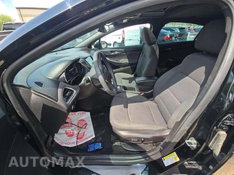 2017 Chevrolet Cruze LT Hatchback 1SD - miniatura 3