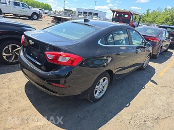2017 Chevrolet Cruze LT Sedan 1SD - miniatura 4
