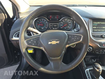 2017 Chevrolet Cruze LT Sedan 1SD - miniatura 10