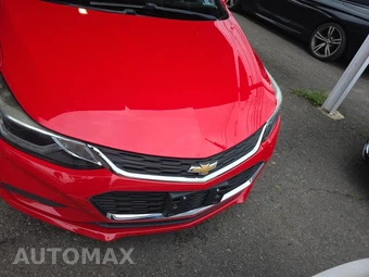 2017 Chevrolet Cruze LT Sedan 1SD - miniatura 2