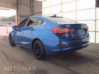 2017 Chevrolet Cruze LT Sedan 1SD - miniatura 6