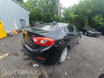 2017 Chevrolet Cruze LT Sedan 1SD - miniatura 3