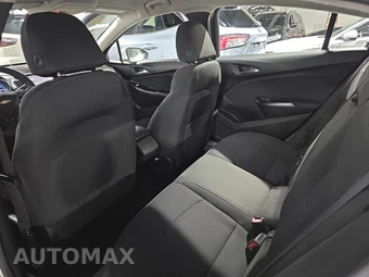 2017 Chevrolet Cruze LT Sedan 1SD - miniatura 16