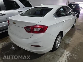2017 Chevrolet Cruze LT Sedan 1SD - miniatura 4