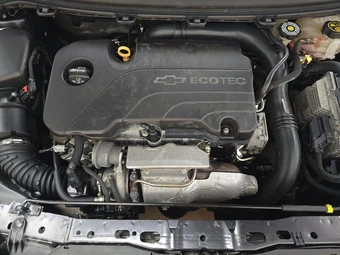 2017 Chevrolet Cruze LT Sedan 1SD - miniatura 15