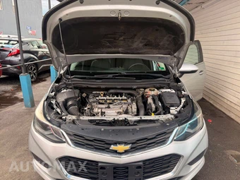 2017 Chevrolet Cruze LT Sedan 1SD - miniatura 15