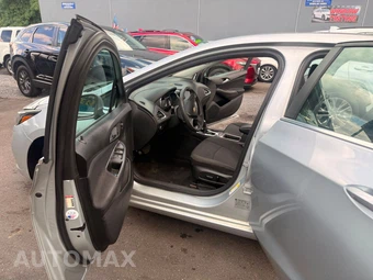 2017 Chevrolet Cruze LT Sedan 1SD - miniatura 20