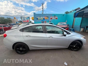 2017 Chevrolet Cruze LT Sedan 1SD - miniatura 7