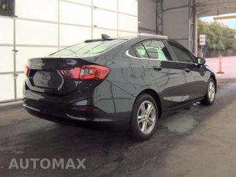 2017 Chevrolet Cruze LT Sedan 1SD - miniatura 4