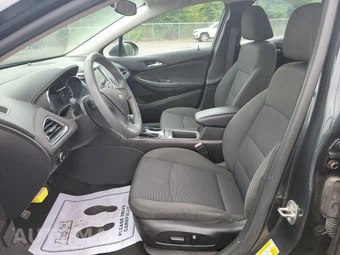 2017 Chevrolet Cruze LT Sedan 1SD - miniatura 7