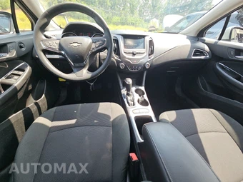 2017 Chevrolet Cruze LT Sedan 1SD - miniatura 11