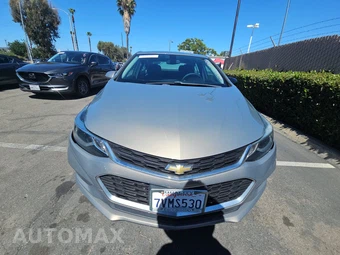 2017 Chevrolet Cruze LT Sedan 1SD - miniatura 2