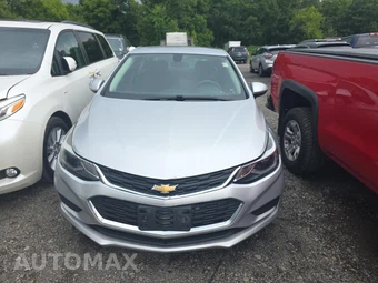 2017 Chevrolet Cruze LT Sedan 1SD - miniatura 2