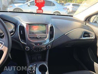 2017 Chevrolet Cruze LT Sedan 1SD - miniatura 11
