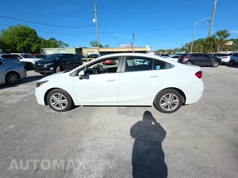 2017 Chevrolet Cruze LT Sedan 1SD - miniatura 3