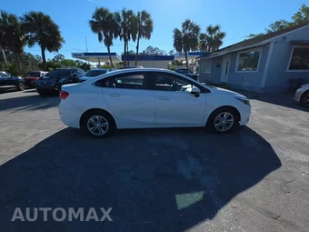 2017 Chevrolet Cruze LT Sedan 1SD - miniatura 5