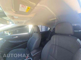 2017 Chevrolet Cruze LT Sedan 1SD - miniatura 12