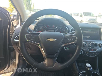 2017 Chevrolet Cruze LT Sedan 1SD - miniatura 16