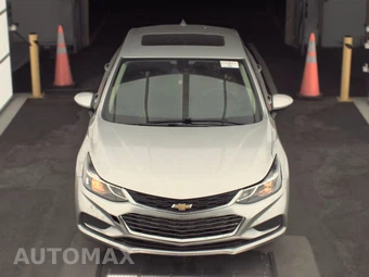 2017 Chevrolet Cruze LT Sedan 1SD - miniatura 2