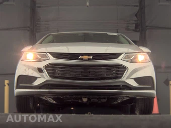 2017 Chevrolet Cruze LT Sedan 1SD - miniatura 3