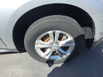 2017 Chevrolet Equinox LS 1LS – miniatura 9