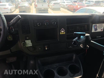 2017 Chevrolet Express 2500 Cargo Van 1WT 135.0" WB – miniatura 11