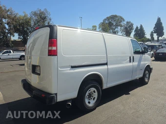 2017 Chevrolet Express 2500 Cargo Van 1WT 135.0" WB – miniatura 4