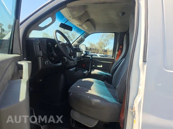 2017 Chevrolet Express 2500 Cargo Van 1WT 135.0" WB – miniatura 7