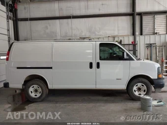 2017 Chevrolet Express 2500 Cargo Van 1WT 135.0" WB - miniatura 15