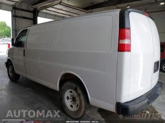 2017 Chevrolet Express 2500 Cargo Van 1WT 135.0" WB - miniatura 8