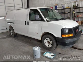 2017 Chevrolet Express 2500 Cargo Van 1WT 135.0" WB - miniatura 9