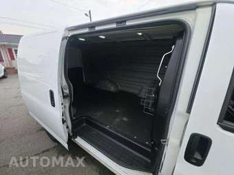2017 Chevrolet Express 2500 Cargo Van 1WT 135.0" WB - miniatura 15