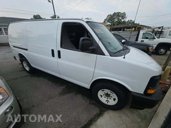 2017 Chevrolet Express 2500 Cargo Van 1WT 135.0" WB - miniatura 4