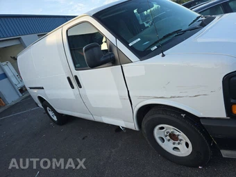 2017 Chevrolet Express 2500 Cargo Van 1WT 135.0" WB – miniatura 3