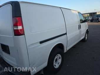 2017 Chevrolet Express 2500 Cargo Van 1WT 135.0" WB – miniatura 4