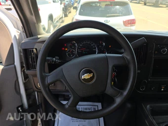 2017 Chevrolet Express 2500 Cargo Van 1WT 135.0" WB – miniatura 10