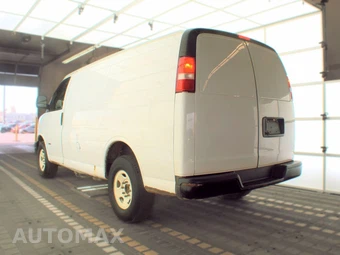2017 Chevrolet Express 2500 Cargo Van 1WT 135.0" WB – miniatura 6
